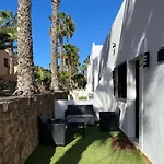 Seasons Oasis Apartman *